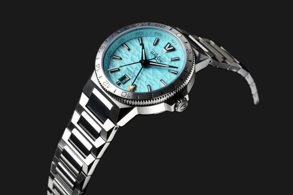 Gavox Longitude turquoise dial